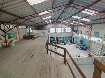 Bodega-Galpón , Quito · Vendo Propiedad Industrial I3 con 2 Predios Juntos 1.742 m² (1.139 / 603) Terreno (741/865) Const