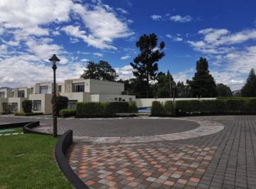 Casa en RENTA Tumbaco sector Hilacril Río San Pedro 2 plantas conjunto seguro · Casa en Renta Tumbaco Sector Hilacril Río San Pedro 2 Plantas Conjunto Seguro