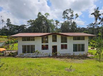 Casa de 4 habitaciones, Pedro Vicente Maldonado · House For Sale –pedro Vicente Maldonado - Quito