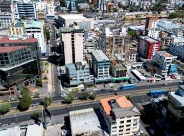 Edificio-Hotel-Fabrica · 2749m² · Venta Edificio Comercial Av Amazonas
