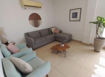 Departamento de 3 habitaciones, Guayaquil · Se Vende Departamento Amplio en Colinas de Los Ceibos!