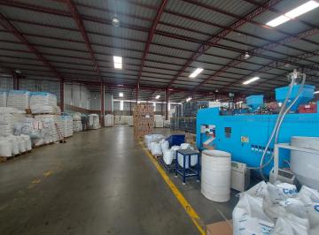 Bodega-Galpón · 6000m² · Venta de Bodega Industrial Sector Cervecería Nacional