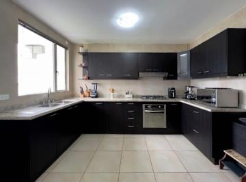 Casa de 3 habitaciones, Quito · Casa de 250 m² con 3 Dorm. en Venta en San Juan de Cumbayá