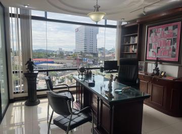 Oficina comercial , Guayaquil · Oficina Corporativa en Venta, World Trade Center. 103 M&sup2;.espectacular Vista