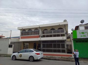 Departamento de 3 habitaciones, Guayaquil · Departamento de 170 m² con 3 Dorm. en Venta en Ciudadela Almendros, Sur de Guayaquil