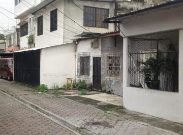 Casa de 9 habitaciones, Guayaquil · Casa en Venta La Pradera III Guayaquil