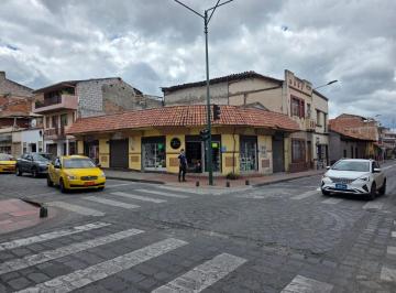Local comercial , Cuenca · Casa Comercial Rentera en Venta – Centro Histórico