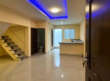 Casa · 77m² · 4 Habitaciones · 1 Estacionamiento · Hermosa Casa en Venta Villa Bonita, 77 m²