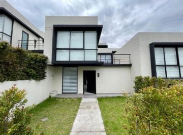 Casa de 3 habitaciones, Quito · Casa en Renta en Conjunto de 2 Pisos con Patio Frontal: 3 Dorm., Sector San Miguel de Conocoto