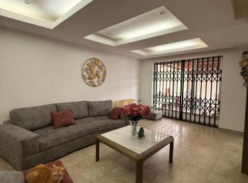 Casa de 3 habitaciones, Guayaquil · En Venta | Entrerios