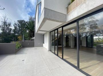 Casa de 4 habitaciones, Quito · De Venta Casa a Estrenar de 3/4 Dorm. con Jardín en Campo Alegre