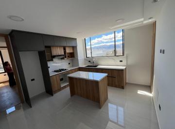 Suite de 1 habitación, Quito · 1 Dormitorio con Área de Cocina en Cumbaya Junto a Paseo San Francisco