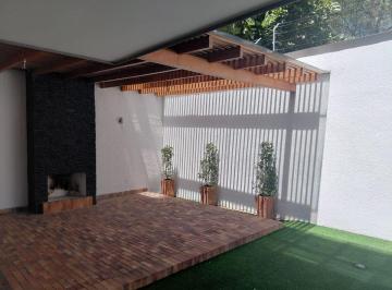 Departamento de 2 habitaciones, Quito · Arriendo con 2 Habitaciones con Línea Blanca en Cumbayá