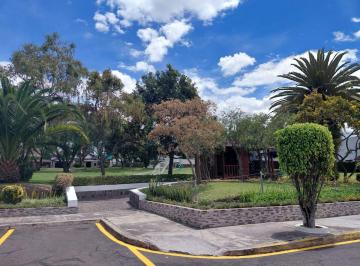 Departamento de 1 habitación, Quito · Vendo Suite Remodelada de 64 m² a Pasos de Usfq, Edificio de Solo Suites