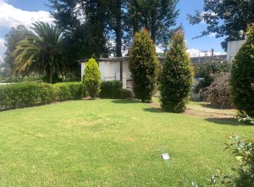 Casa · 200m² · 4 Habitaciones · 8 Estacionamientos · Venta Casa con Terreno 800 m Sector Pifo