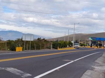 Terreno / Lote , Pedro Moncayo · Terreno de 300.000 m² en Venta en Tabacundo