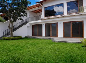 Casa de 3 habitaciones, Quito · Venta Hermosa Casa en Tanda, con Ascensor, Paneles Solares y Jardín 137 m²
