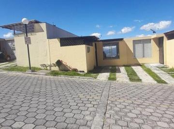 Casa de 3 habitaciones, Quito · Casa en Renta Sector Uide Hermosa Vista Panorámica