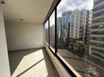 Oficina comercial , Quito · Se Vende Oficina con Vista Frontal a República del Salvador, Opción Departamento