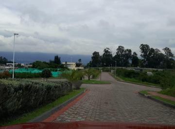 Terreno / Lote · 571m² · Los Chillos Terreno en Venta en Urbanización Sector La Espe