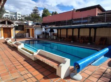 Casa de 3 habitaciones, Quito · Gran Casa de Venta en Campo Alegre