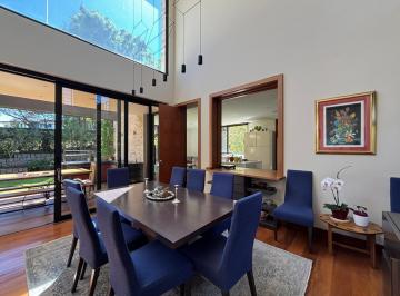 Casa · 531m² · 3 Habitaciones · 4 Estacionamientos · Elegante Casa Rodeada de Jardines en Puembo Urb Cerrada Junto Al Club Arrayanes