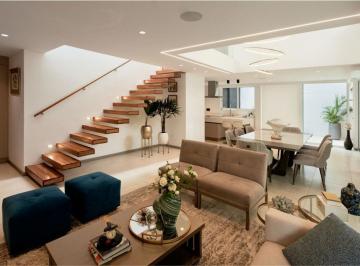 Casa de 4 habitaciones, Quito · Casa Independiente de 297 m² con 4 Dorm. en Venta en Cumbayá