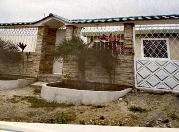 Casa de 3 habitaciones, Playas · Casa Amoblada en Venta Playas Guayas