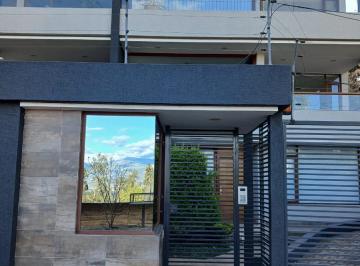 Departamento · 65m² · 1 Habitación · 1 Estacionamiento · Suite de Renta en Tanda