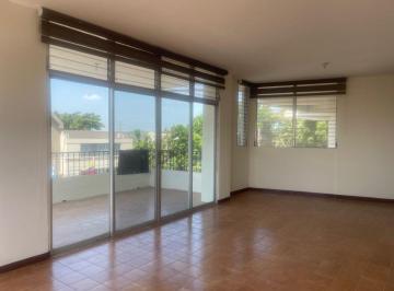 Departamento de 3 habitaciones, Guayaquil · Vendo Departamento, sector Lomas de Urdesa Vista Panorámica.