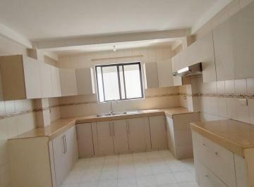 Casa de 5 habitaciones, Guayaquil · Alquiler Casa en Ciudad Celeste 5 Dorm.