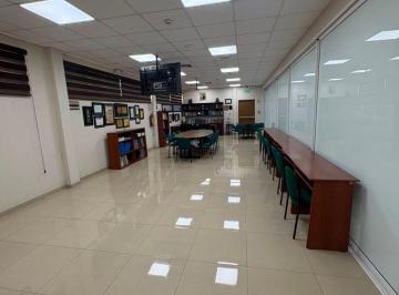 Oficina comercial , Guayaquil · Se Vende Edificio Comercial en El Sector Kennedy Nueva