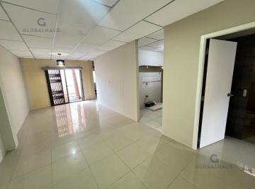 Casa · 137m² · 3 Habitaciones · 2 Estacionamientos · Casa en Venta con 3 Habitaciones en Villa Club, Jupiter m. H.