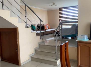 Casa de 5 habitaciones, Quito · En Venta Casa 210 m² Pusuqui
