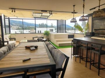 Casa · 200m² · 2 Habitaciones · 2 Estacionamientos · Venta Casa Conjunto Privado Conocoto Opcion Amoblada