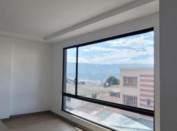 Departamento de 3 habitaciones, Quito · Departamento de 3 Dorm. de Oportunidad en Pusuquí