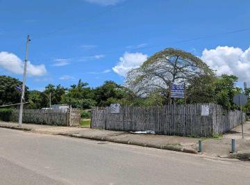 Terreno / Lote · Terreno Esquinero en San Vicente - Manabi Narias