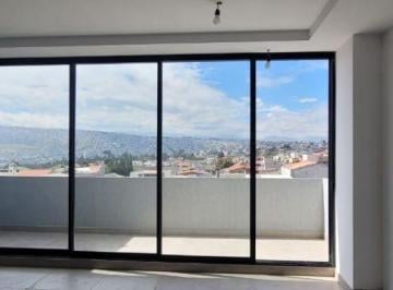 Departamento de 2 habitaciones, Quito · Moderno Departamento Nuevo de 2 Dorm. con Amplia Terraza Frontal y Parqueadero Independiente