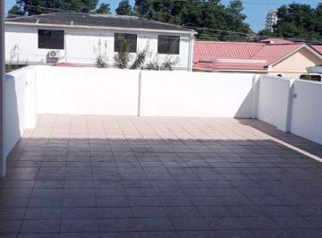 Casa de 4 habitaciones, Guayaquil · Alquilo Villa Kennedy Norte, Uso Comercial.
