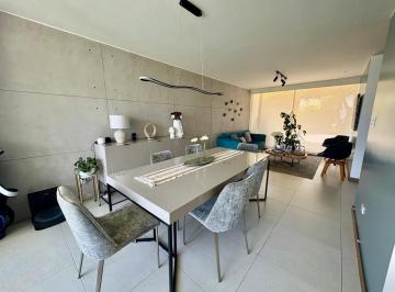 Casa · 150m² · 3 Habitaciones · 2 Estacionamientos · Venta Casa La Ceramica Tumbaco