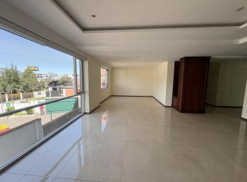 Departamento · 191m² · 3 Habitaciones · 2 Estacionamientos · Venta Departamento Sector El Batan Cochapata