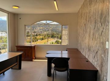 Oficina comercial · 134m² · 1 Estacionamiento · Mga / Renta Oficina Cumbaya, La Primavera