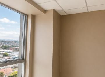 Oficina comercial Alquiler 30m² de 1 habitación · Oficina Ejecutiva de 30 m² en City Office/$575 Inc. Alicuota y Parqueo