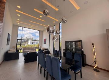 Casa de 3 habitaciones, Quito · Casa en Urbanización de Arriendo en Puembo