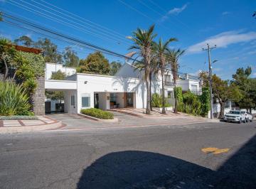 Casa · 342m² · 3 Habitaciones · 2 Estacionamientos · Casa de Venta Urbanizacion El Condado