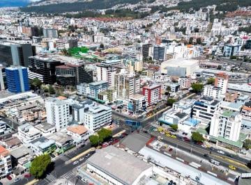 Oficina comercial · 135m² · Oficina Duplex en Arriendo Av Amazonas 135 m²