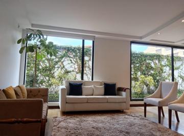 Departamento · 195m² · 2 Habitaciones · 2 Estacionamientos · Venta Amplio Departamento con Patio Ubicado en Quito Tenis