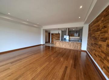 Departamento de 3 habitaciones, Quito · Alquiler, Magnifico Deaprtamento de Tres Dorm. en El Conjunto Castejón, La Primavera.