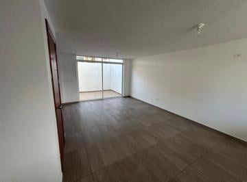 Casa de 3 habitaciones, Quito · Venta Casa, 118 m, Calderón, Sector Marianitas