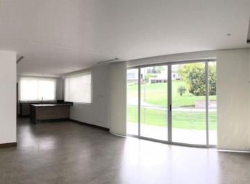 Departamento de 3 habitaciones, Quito · Departamento de 150 m² con 3 Dorm. en Alquiler en Cumbayá. 80 m de Jardín